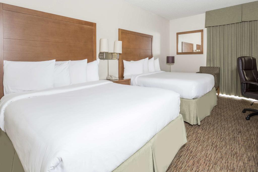 Days Hotel By Wyndham Peoria Glendale Area Екстер'єр фото