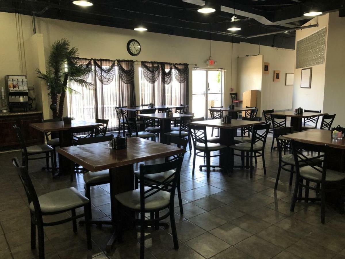 Days Hotel By Wyndham Peoria Glendale Area Екстер'єр фото